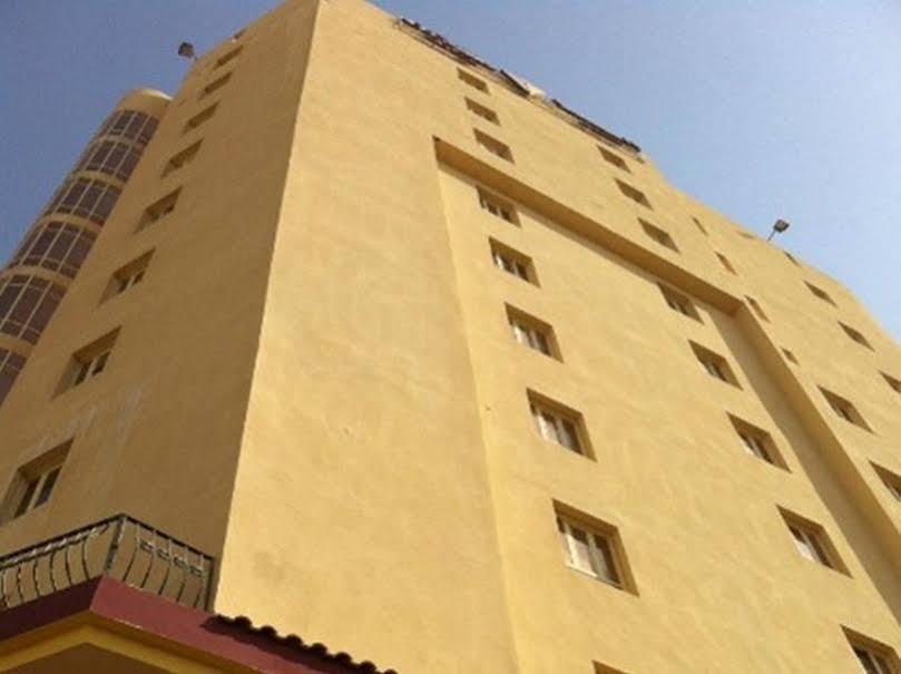 La Villa Hotel Doha Exteriör bild